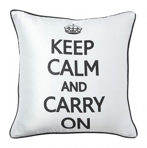 подушка с надписью keep calm and carry on в Пятигорске